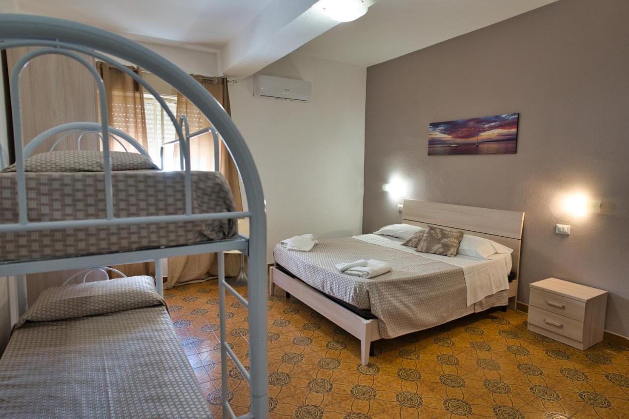 La Ruota Hotel Oliveri Exterior photo