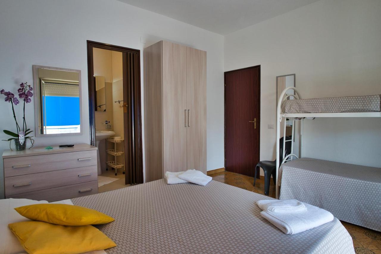 La Ruota Hotel Oliveri Exterior photo