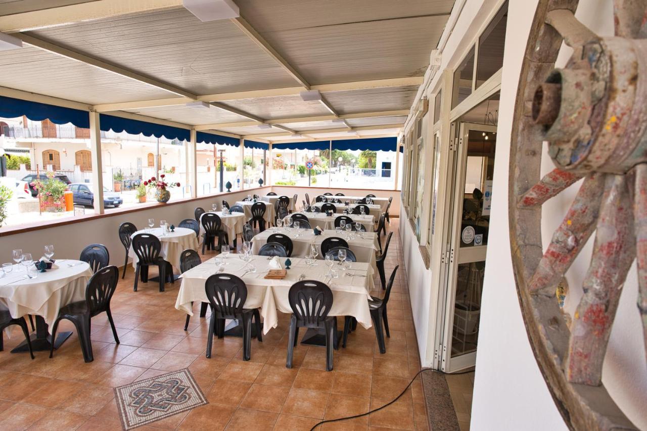 La Ruota Hotel Oliveri Exterior photo